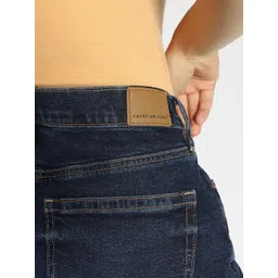 AMERICAN EAGLE OUTFITTERS Women Mid-Rise Above Knee Washed Denim Shorts image 4