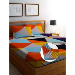 AMRANGE Red & Blue Geometric 250 TC King Bedsheet with 2 Pillow Covers-picture-16