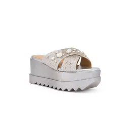 Anaar Women Embellished  Flatform Sandals-picture-25