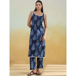 anayna Floral Printed Round Neck Pure Cotton Straight Kurta With Trousers-image-26