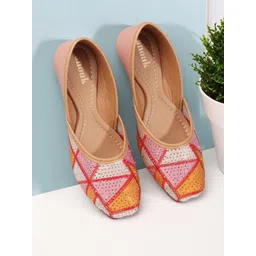 Anouk Embroidered Mojaris-picture-31