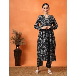 Anouk Floral Embroidered Pleated Mirror Work Kurta with Trousers-picture-28