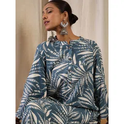 Anouk Floral Printed Mandarin Collar Straight Kurta-picture-10