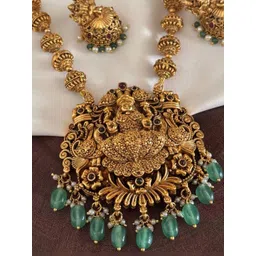 Anouk Gold-Plated Stone-Studded & Beaded Jewellery Set-picture-31