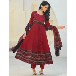 Anouk Maroon Black Ethnic Motifs Printed Pure Cotton Kurta With Trouser And Dupatta-picture-17