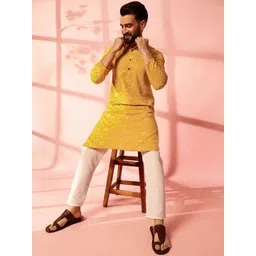 Anouk Men Floral Printed Kurta image 3