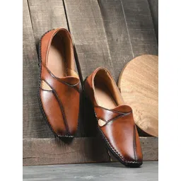 Anouk Men Tan Brown Cut-Out Detail Driving Shoes-picture-39