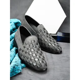 Anouk Men Textured Lightweight Loafers-picture-12