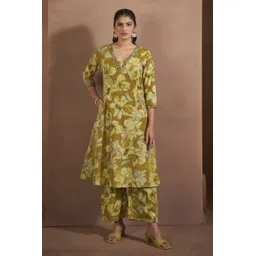 Anouk Mustard Floral Printed V-Neck A-Line Pure Cotton Kurta with Palazzo-picture-35