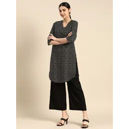 Anouk V-Neck Printed Pure Cotton Kurta with Palazzos image 4