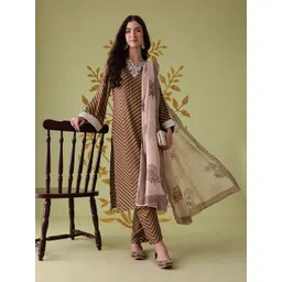 Anouk Women Chevron Printed Thread Detail Regular Kurta with Trousers & With Dupatta-picture-31