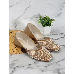 anouk Women Embroidered Punjabi Traditional Jutti/Mojari for Girls Bellies For Women-picture-14