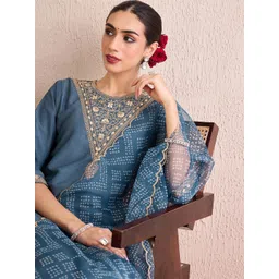 Anouk Women Floral Embroidered Kurta with Trousers & Dupatta-picture-18