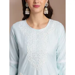 Anouk Women Floral Embroidered Regular Thread Work Kurta with Trousers image 2