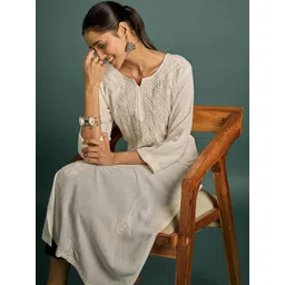 Anouk Women Floral Embroidered Thread Work Kurta-picture-14