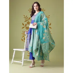 Anouk Women Floral Printed Panelled Gotta Patti Detail Kurta with Trousers & Dupatta-image-33