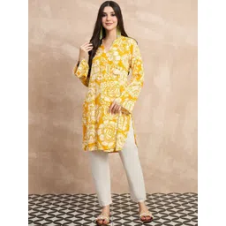 Anouk Women Floral Printed V-Neck Straight Kurtas-picture-37