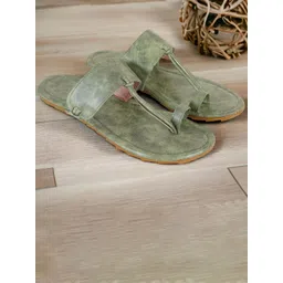 Anouk Women Kolhapuri One Toe Flats-picture-10