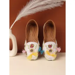 Anouk Women Printed Ethnic Ballerinas Flats-picture-15