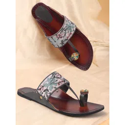 Anouk Women Woven Design Ethnic Embellished One Toe Flats-picture-17