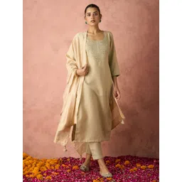 Anouk Mirage Women Ethnic Motifs Embroidered Regular Thread Work Kurta with Trousers & With Dupatta-picture-13