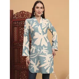 Anouk Rustic Floral Printed V-Neck Long Bell Sleeves Straight Kurta-picture-22