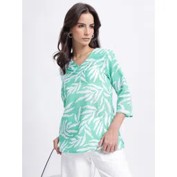 Anouk Rustic Floral Printed V-Neck Straight Kurti-picture-11