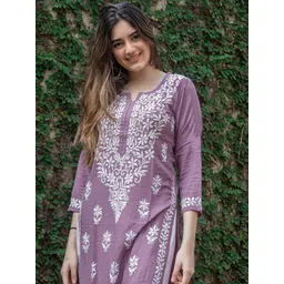 anushansa Women Embroidered Cotton Rayon Straight Kurta-picture-28
