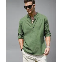 apektra Men Slim Fit Short Kurta with Curved Hem-picture-12