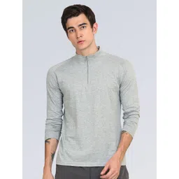 appulse Men Grey Melange High Neck Pockets T-shirt-image-4