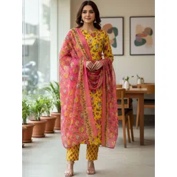 ARADHNA Women Floral Printed Regular Kurta with Trousers & With Dupatta-picture-15