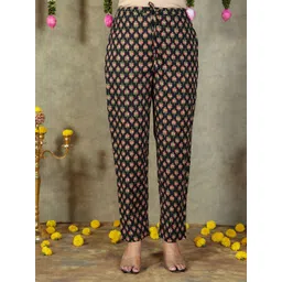 Aramya Women Ethnic Motifs Printed Cotton Regular Trousers-picture-19