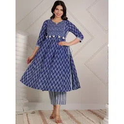 Aramya Women Ethnic Motifs Printed Regular Pure Cotton Kurta with Trousers-picture-19