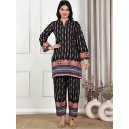 Aramya Women Floral Printed Regular Pure Cotton Kurta with Trousers-picture-32