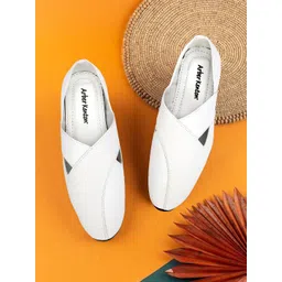 Arber Kenton Men Textured Slip-On Sneakers-picture-18