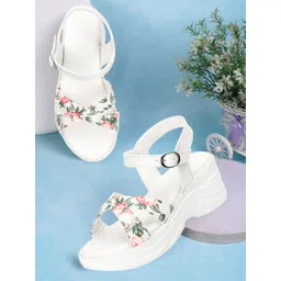 arker Women Wedges Sandal-picture-19