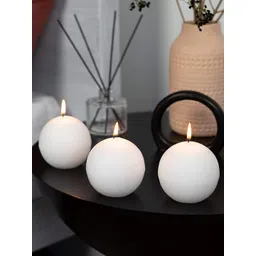 Aromatic Fables White 3 Pieces Scented Round Candles-picture-15
