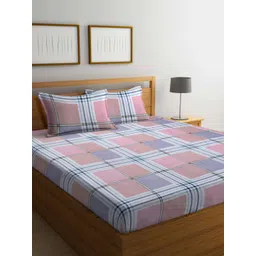 Arrabi Peach-Coloured & White Geometric 300 TC Flat King Bedsheet with 2 Pillow Covers-picture-33