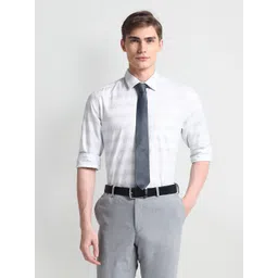 Arrow Checked Spread Collar Cotton Formal Shirt-picture-27