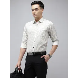 Arrow Manhattan Slim Fit Geometric Printed Pure Cotton Formal Shirt-picture-32