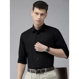 Arrow Manhattan Slim Fit Solid Pure Cotton Formal Shirt-picture-33