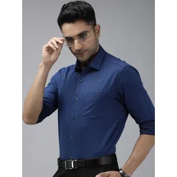 Arrow Manhattan Slim Fit Textured Pure Cotton Formal Shirt-picture-24