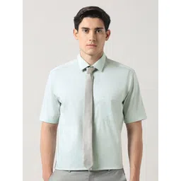 Arrow Men Classic Fit Spread Collar Solid Cotton Formal Shirt-picture-38