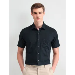 Arrow Men Classic Spread Collar Windowpane Checked Cotton Formal Shirt-picture-16