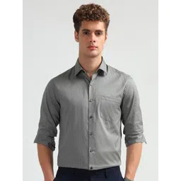 Arrow Men Manhattan Slim Fit Geometric Printed Spread Collar Pure Cotton Formal Shirt-image-38