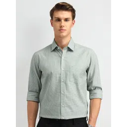 Arrow Men Manhattan Spread Collar Checked Cotton Slim Fit Formal Shirt-picture-27