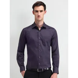 Arrow Men Manhattan Spread Collar Solid Cotton Slim Fit Formal Shirt-picture-38