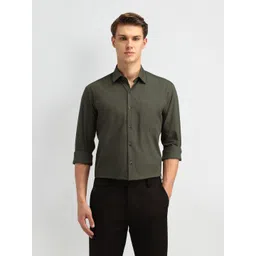 Arrow Men Manhattan Spread Collar Solid Cotton Slim Fit Formal Shirt-picture-23