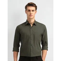 Arrow Men Manhattan Spread Collar Solid Cotton Slim Fit Formal Shirt-picture-16