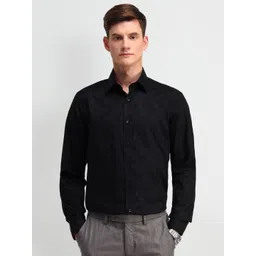 Arrow Men Manhattan Spread Collar Textured Cotton Slim Fit Formal Shirt-picture-36